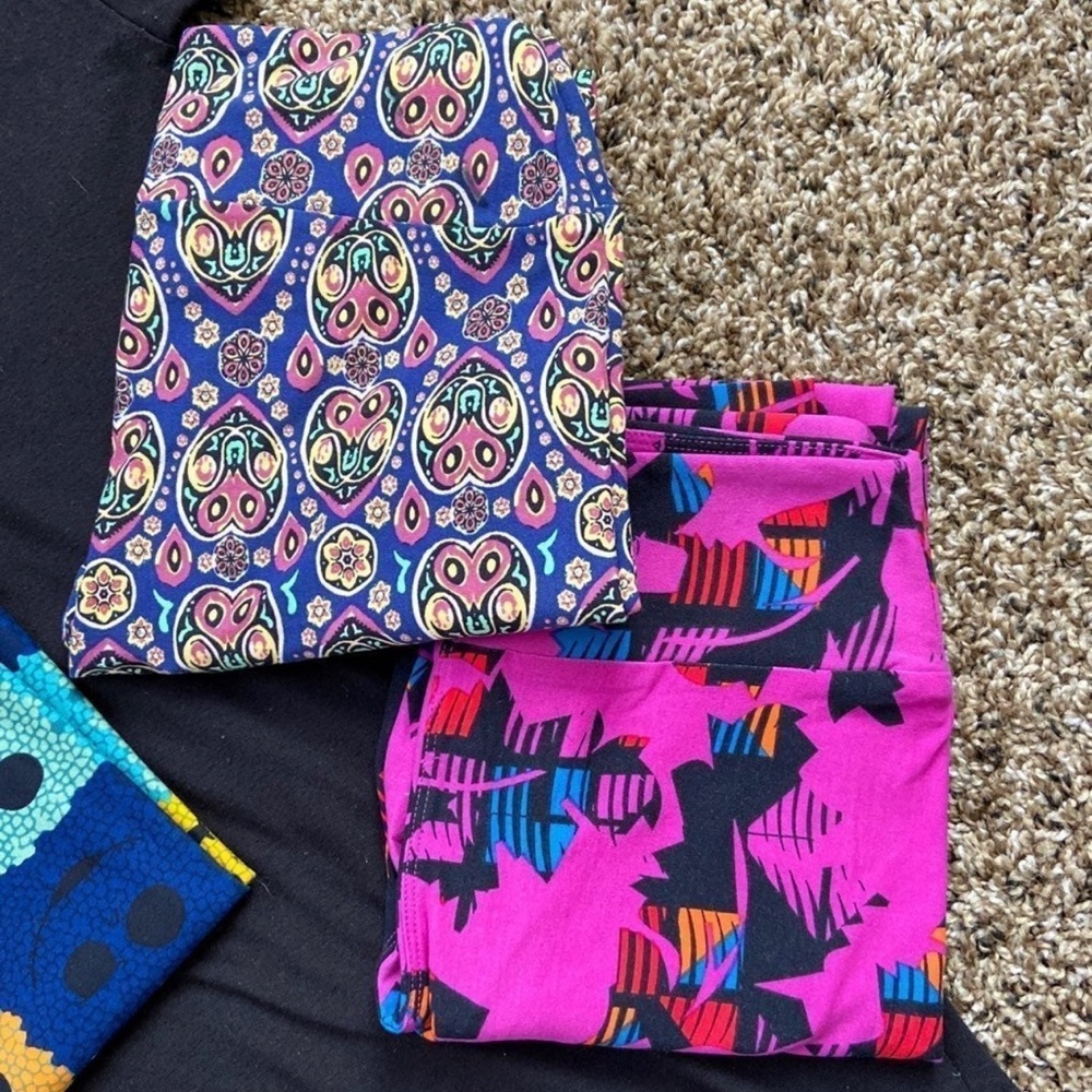 LuLaRoe Irma and leggings bundle - Picture 2 of 4